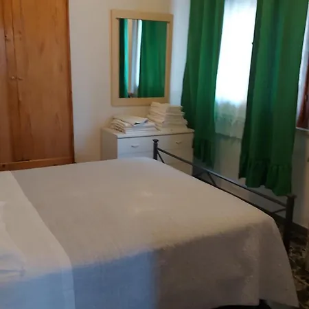 Con Piscina E Tennis Montespertoli