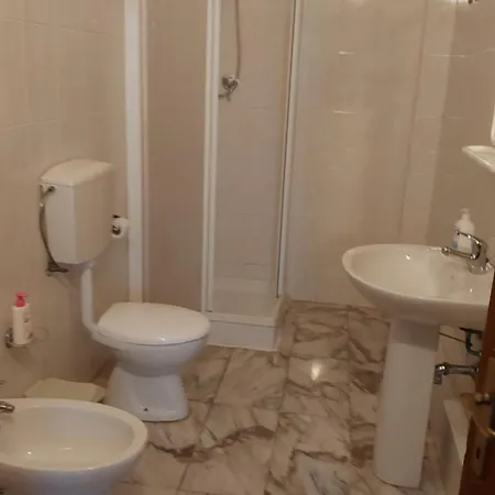 Aparthotel Con Piscina E Tennis 4*