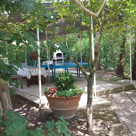 Lägenhetshotell Con Piscina E Tennis 4*