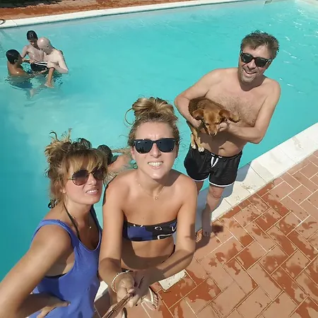 Con Piscina E Tennis Montespertoli